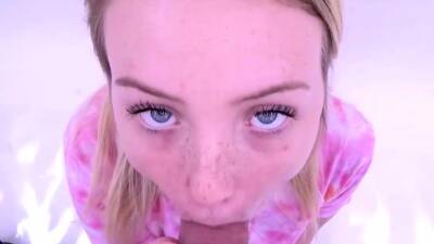 Cute Teen with freckles sucking big cock in studio on youpornvideos.one