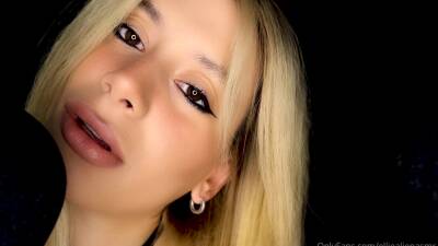 Ellie Alien Asmr - 23 June 2021 - Up-close Mouth Sounds on youpornvideos.one