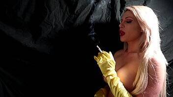 PREVIEW SMOKING FETISH GLOVE FETISH BLONDE SMOKER JESSIE LEE PIERCE on youpornvideos.one