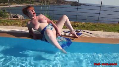 Red Xxx - Mature Redhead Fucking And Masturbating Poolside on youpornvideos.one