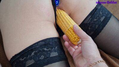 Orgasm From Double Penetration With Vegetable Corn on youpornvideos.one