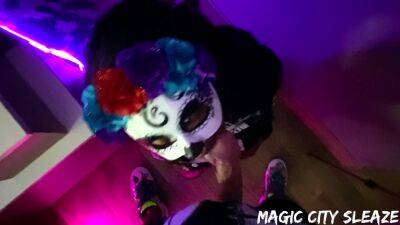 Magic City Sleaze A Halloween Tug And Suck on youpornvideos.one