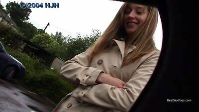 British Babe Outdoor Handjob - Britain on youpornvideos.one