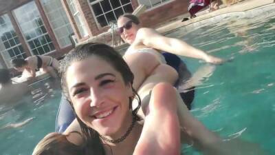 Twitch Thot Pinksparklez Micro Bikini Flashing Ass Pool Video on youpornvideos.one