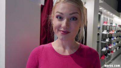 Lucy Heart In Blond Filled With Customer Service on youpornvideos.one