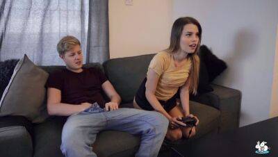 Cute Gamer Girl Gets Creampied By Her Boyfriend on youpornvideos.one