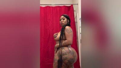 Thick Ig Girl Realms.sabrina Massive Ass Oiled Up on youpornvideos.one