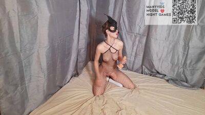 Girl In A Mask And A Mesh On The Body Sucks And Fucks A Dildo on youpornvideos.one