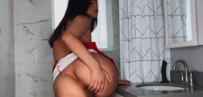 Huge Butt And Long Haired Hourglass Body Latina Teen Masturbates For You! on youpornvideos.one