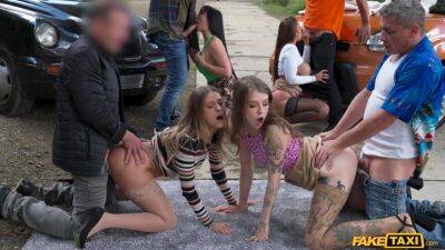 Outdoor orgy leads these fine women to mind-blowing pleasures on youpornvideos.one