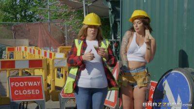 Sexy female construction worker gets fucked balls deep on youpornvideos.one