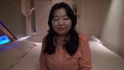 0001375_五十路爆乳のぽっちゃり日本人女性が人妻NTRセックス - Japan on youpornvideos.one