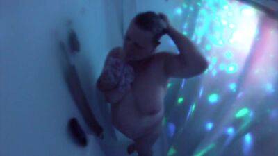 Me In The Shower With Disco Lights - Usa on youpornvideos.one