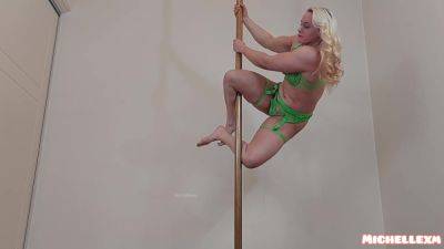 Hot Blonde Amazing Pole Dance - Britain on youpornvideos.one