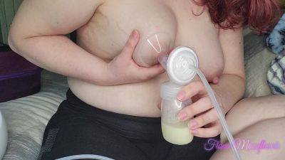 Using A Breast Pump To Empty My Milky Tits on youpornvideos.one