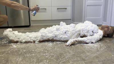 Foam Scraping Wam (wet And Messy) - Britain on youpornvideos.one