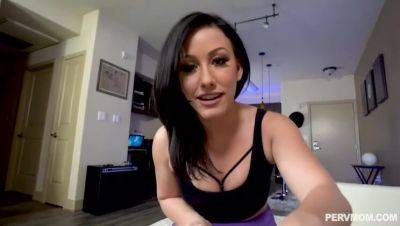 Jennifer White: Stepmom or Nothing on youpornvideos.one