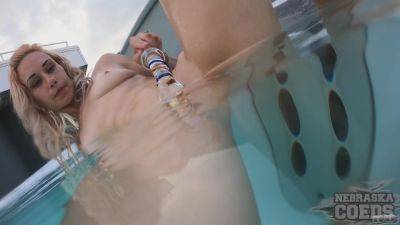 Naked Jacuzzi Underwater Fun With Hot Milf Mary Jane on youpornvideos.one