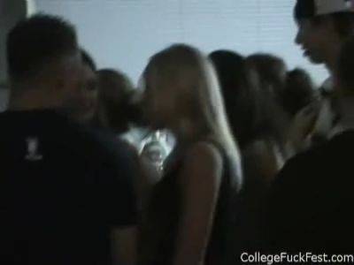 Kissing coed teens get busy in amateur party on youpornvideos.one