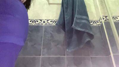 Camera In Dr. Rangels Office Bathroom - Colombia on youpornvideos.one