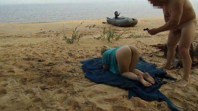 Milf allows to fuck her tight anal on the beach - Amateur Porn on youpornvideos.one