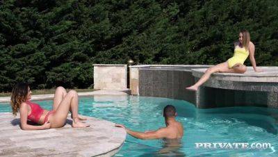 Poolside Threesome with Rimming on youpornvideos.one