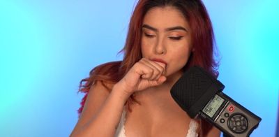ASMR- Gimo en tu oido hasta hacerte venir (moaning y besitos) on youpornvideos.one