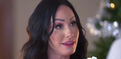 MILF Jennifer White tells Stepson, Breeding Under the Mistletoe is a Family Tradition on youpornvideos.one