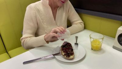 Mature MILF in Restaurant Eats Cum Off Food - Huge Cumshot Close-Up - Russia on youpornvideos.one