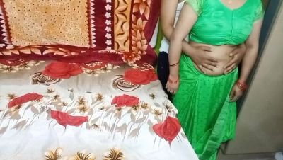 Hot Indian Bhabhi Saree Removal - Big Natural Tits & Homemade Desi Sex - India on youpornvideos.one