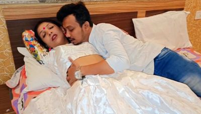 Desi Indian Bhabhi Fucks in Hotel - Hot Couple Sex with Big Nipples - India on youpornvideos.one
